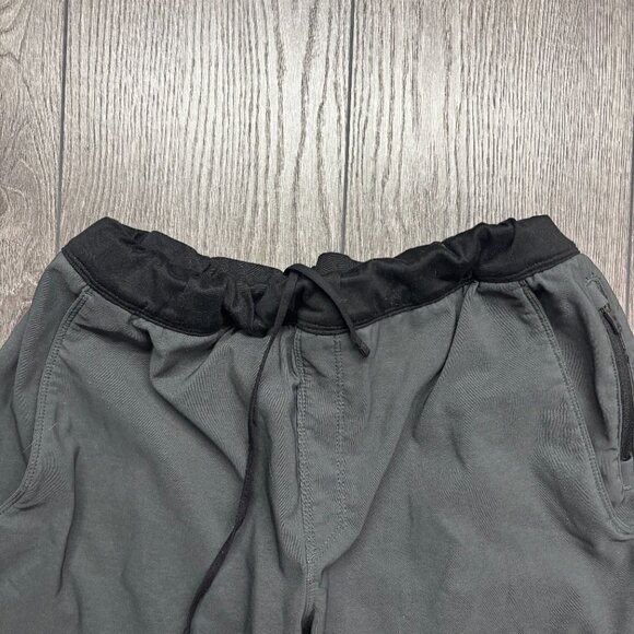 The North Face Grey Shorts Mens Medium 3M Reflective Jogging - Picture 5 of 9